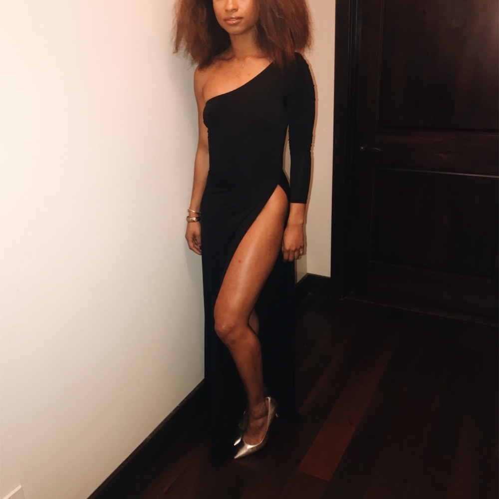 Mistress rocks black dress